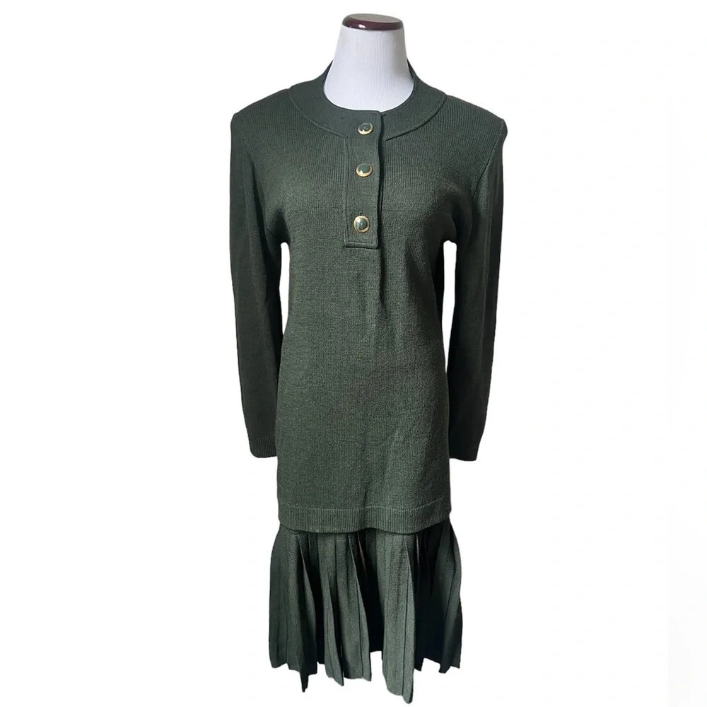 St John Wool Knit Set in Olive Green, size 10